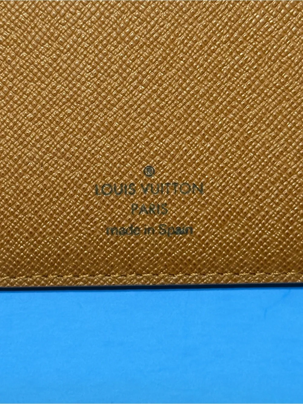 🔹Louis Vuitton Monogram Desk Agenda Cover  5.5”x7.1”